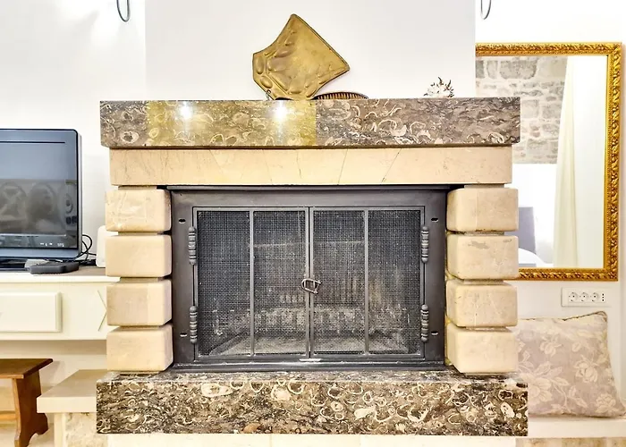 Jackie's Little Stone House 아파트 *